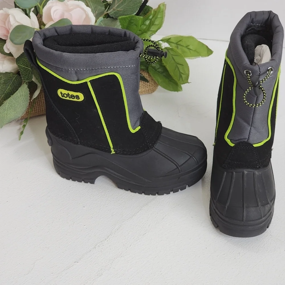 totes Kids Boots - Black and Neon Green